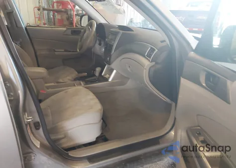 2010 Subaru Forester 2.5X z USA, uszkodzony, nr VIN JF2SH6AC5AH717995